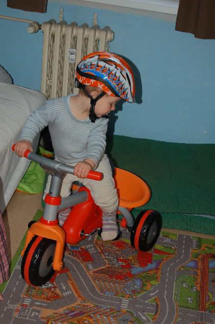 Tkolkysta s helmou