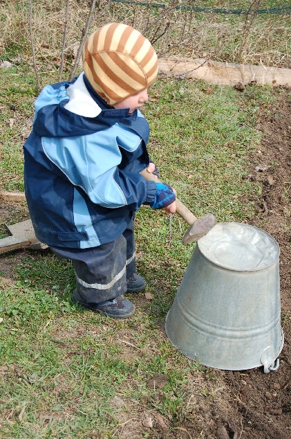Kovej, kovej kovku