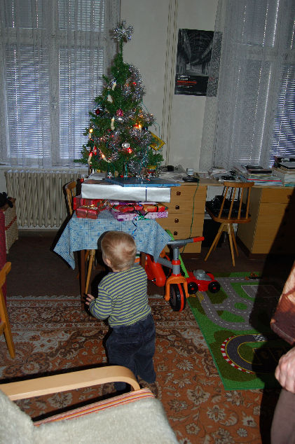 Vnoce u babiky E. a strka V.